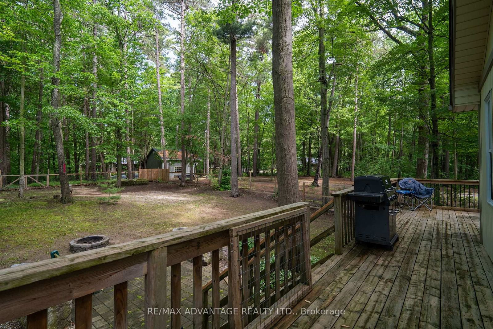 263 Ontario Street S • Lambton Shores, ON photo 37