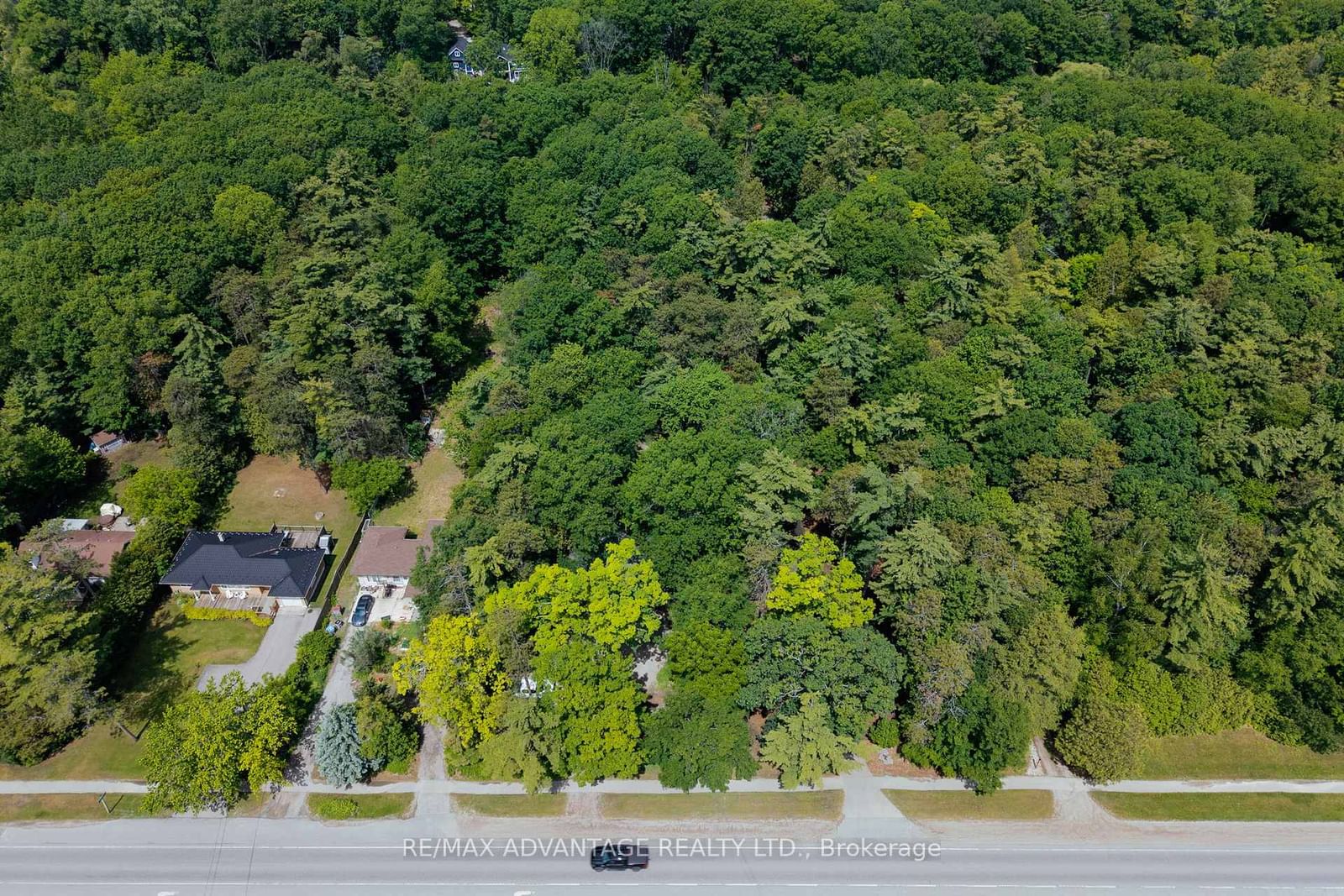 263 Ontario Street S • Lambton Shores, ON photo 4