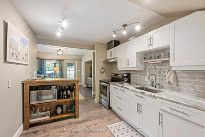 263 Ontario Street S • Lambton Shores, ON photo 9