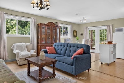 4092 Highway 620 • Wollaston, ON photo 5