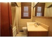 35 Barons Avenue S • Hamilton, ON photo 11