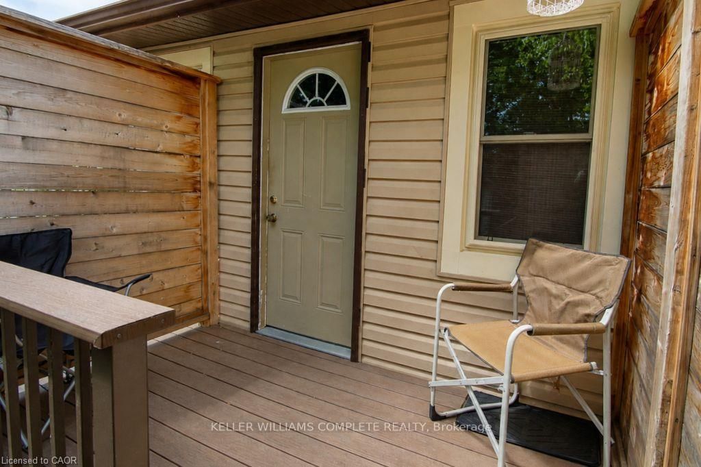 35 Barons Avenue S • Hamilton, ON photo 19