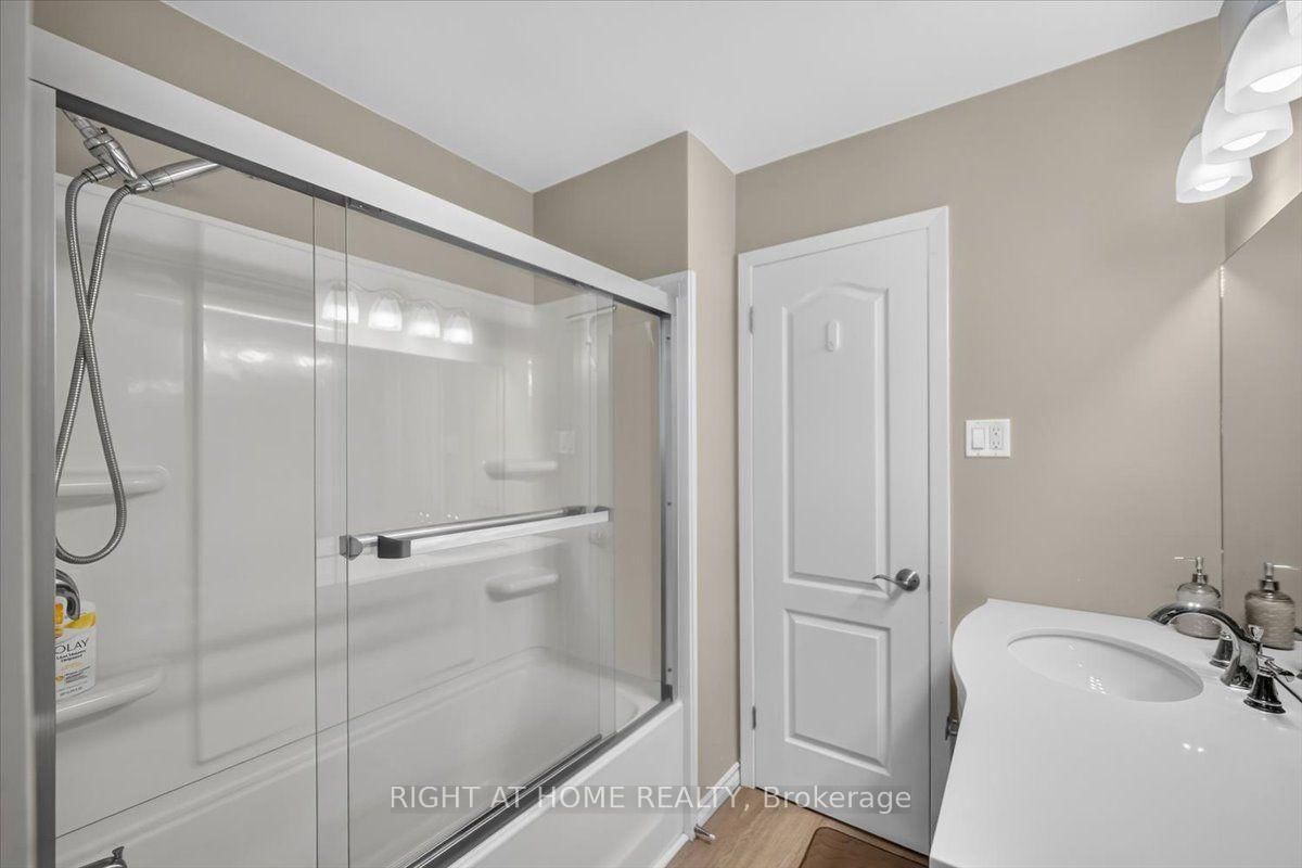43 Monarch Park Drive • St. Catharines, ON photo 16