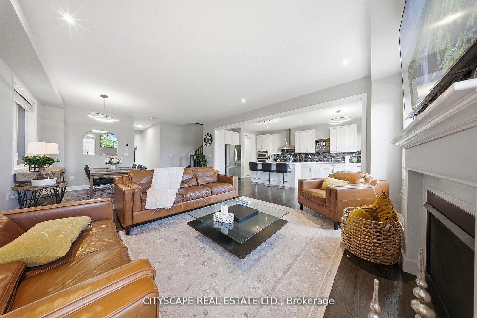 28 Celano Drive • Hamilton, ON photo 14