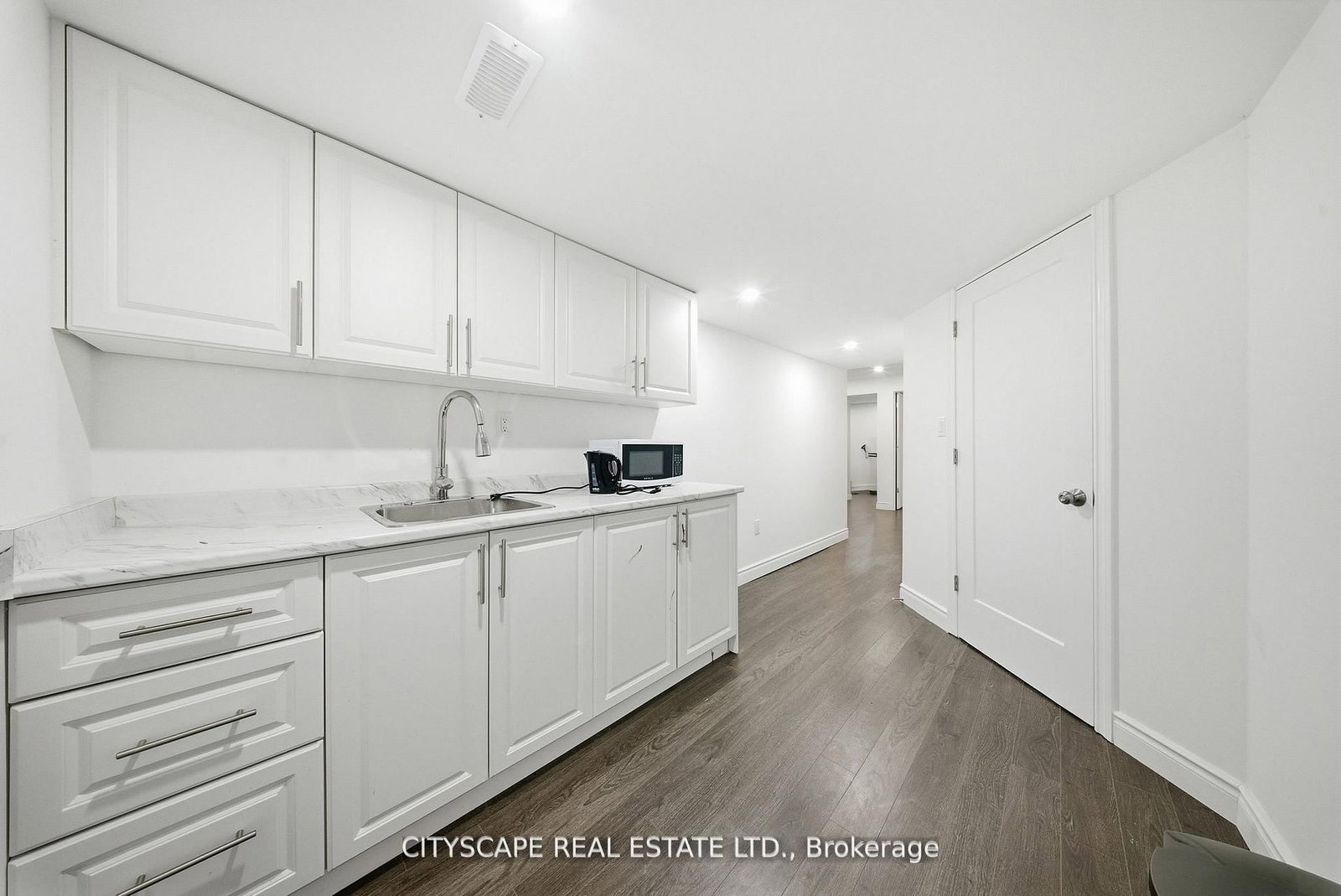 28 Celano Drive • Hamilton, ON photo 25