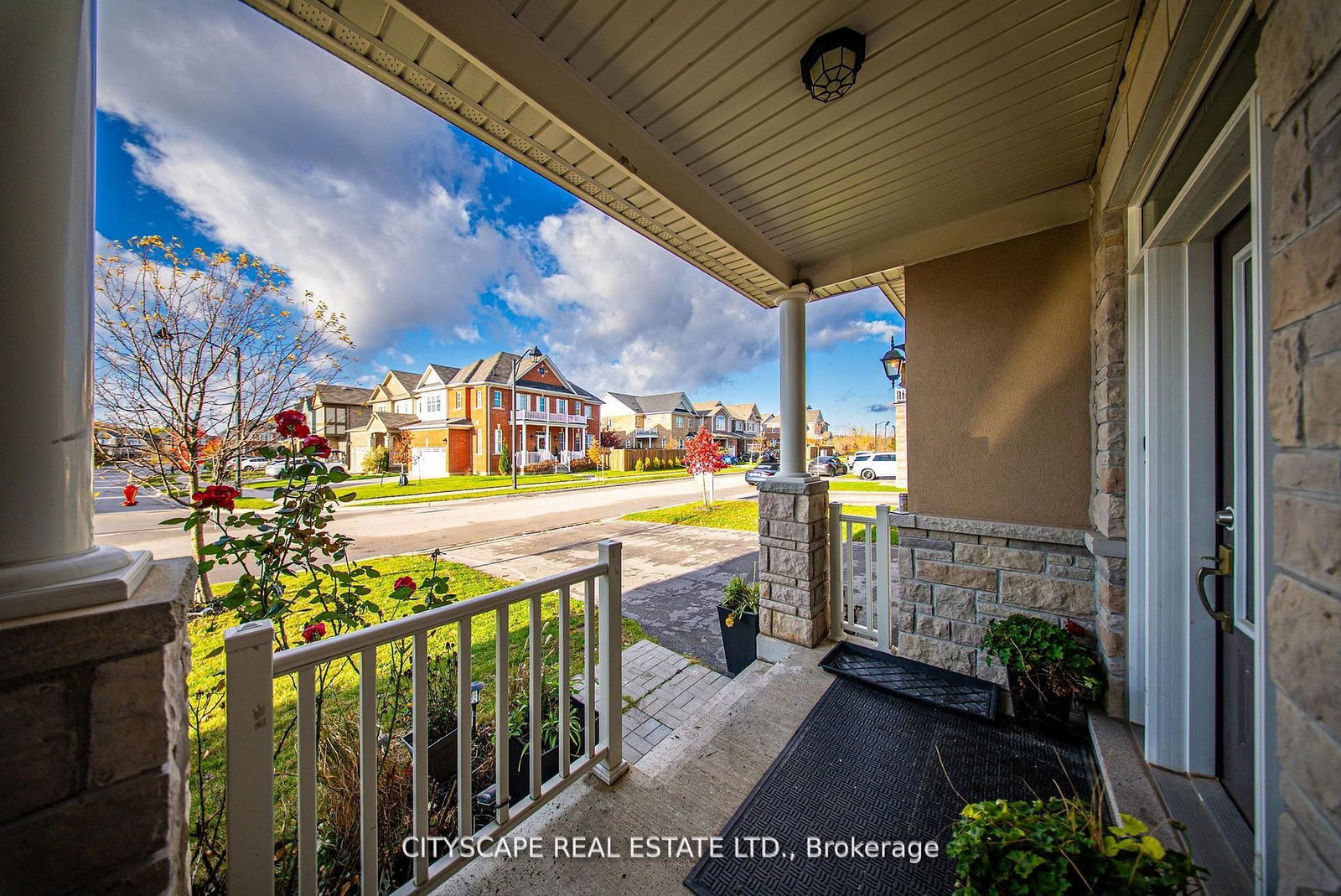 28 Celano Drive • Hamilton, ON photo 5