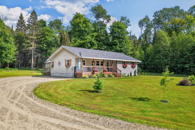 400 Chetwynd Road • Armour, ON photo 2
