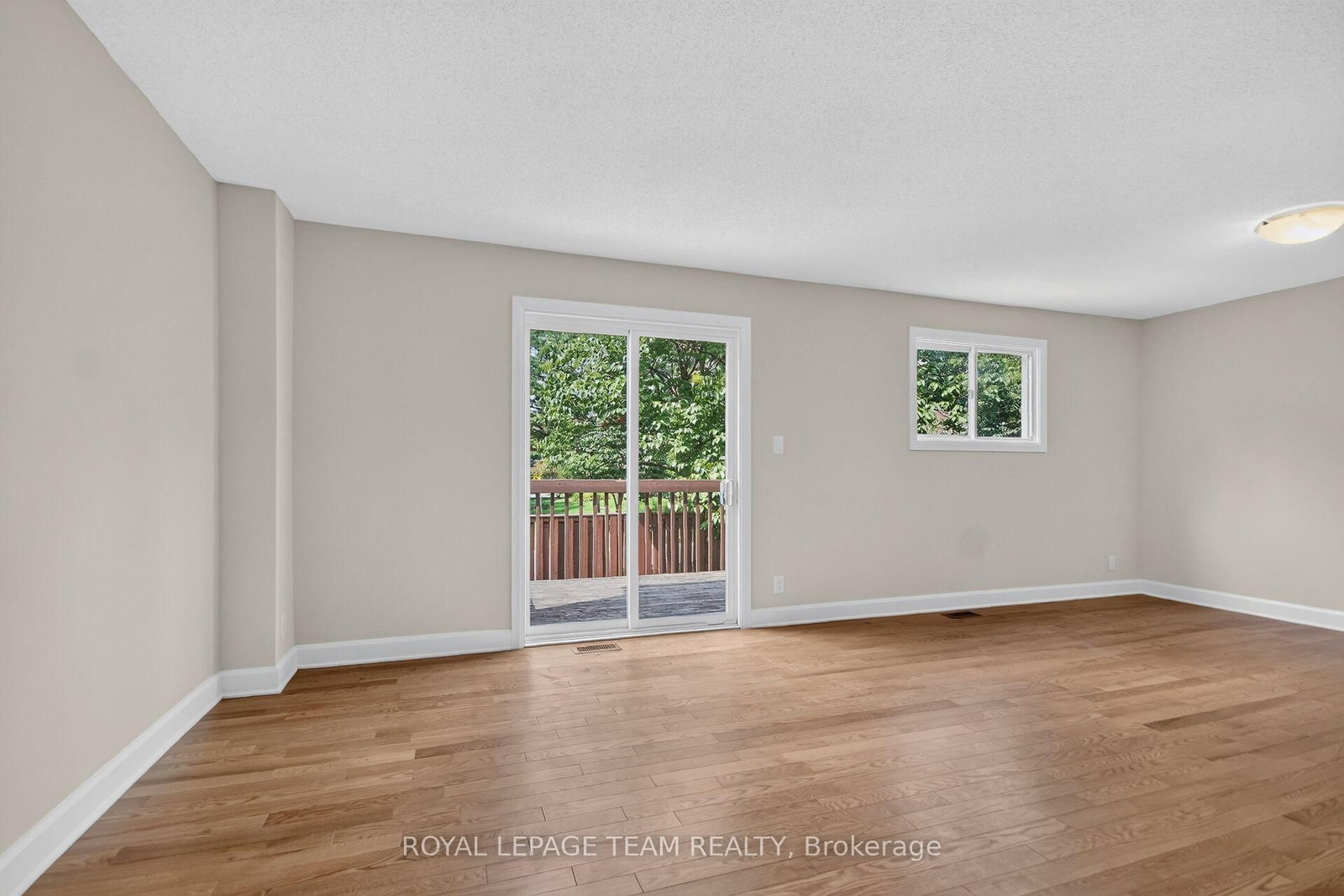 85 Glen Park Drive • Ottawa, ON photo 10