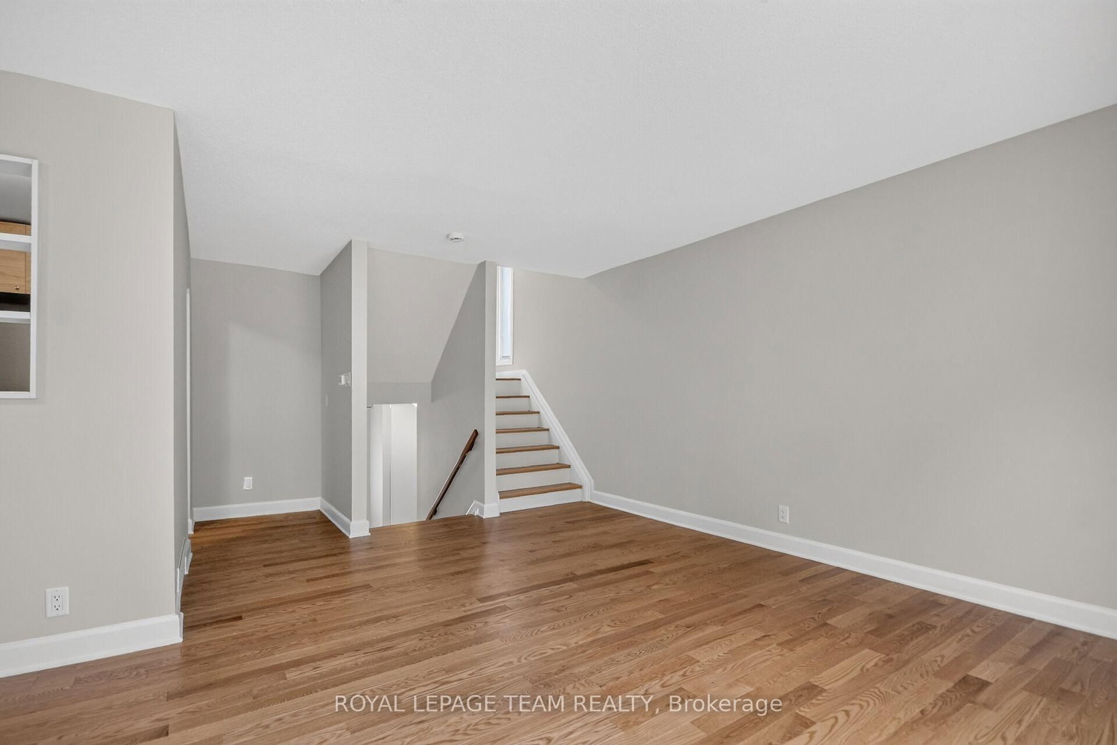 85 Glen Park Drive • Ottawa, ON photo 12