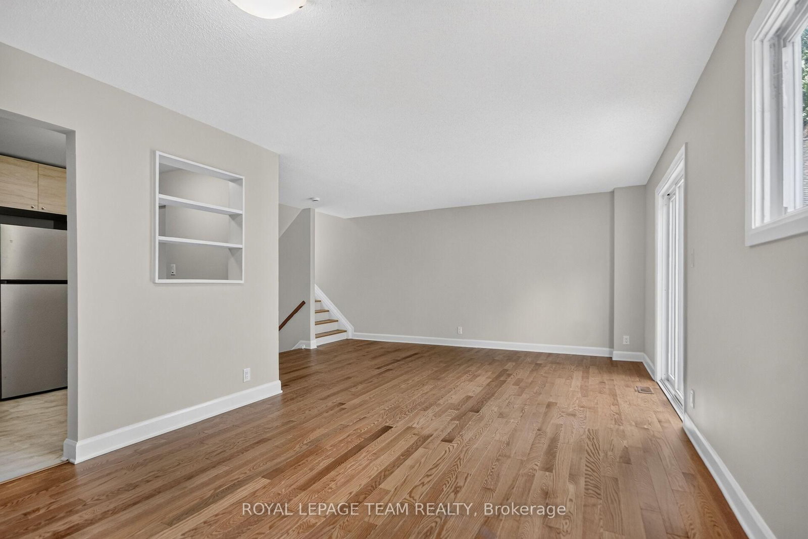85 Glen Park Drive • Ottawa, ON photo 17