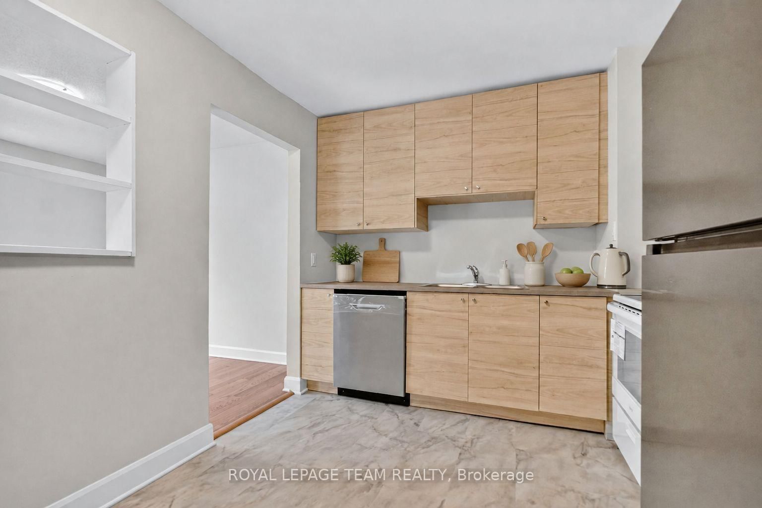 85 Glen Park Drive • Ottawa, ON photo 22