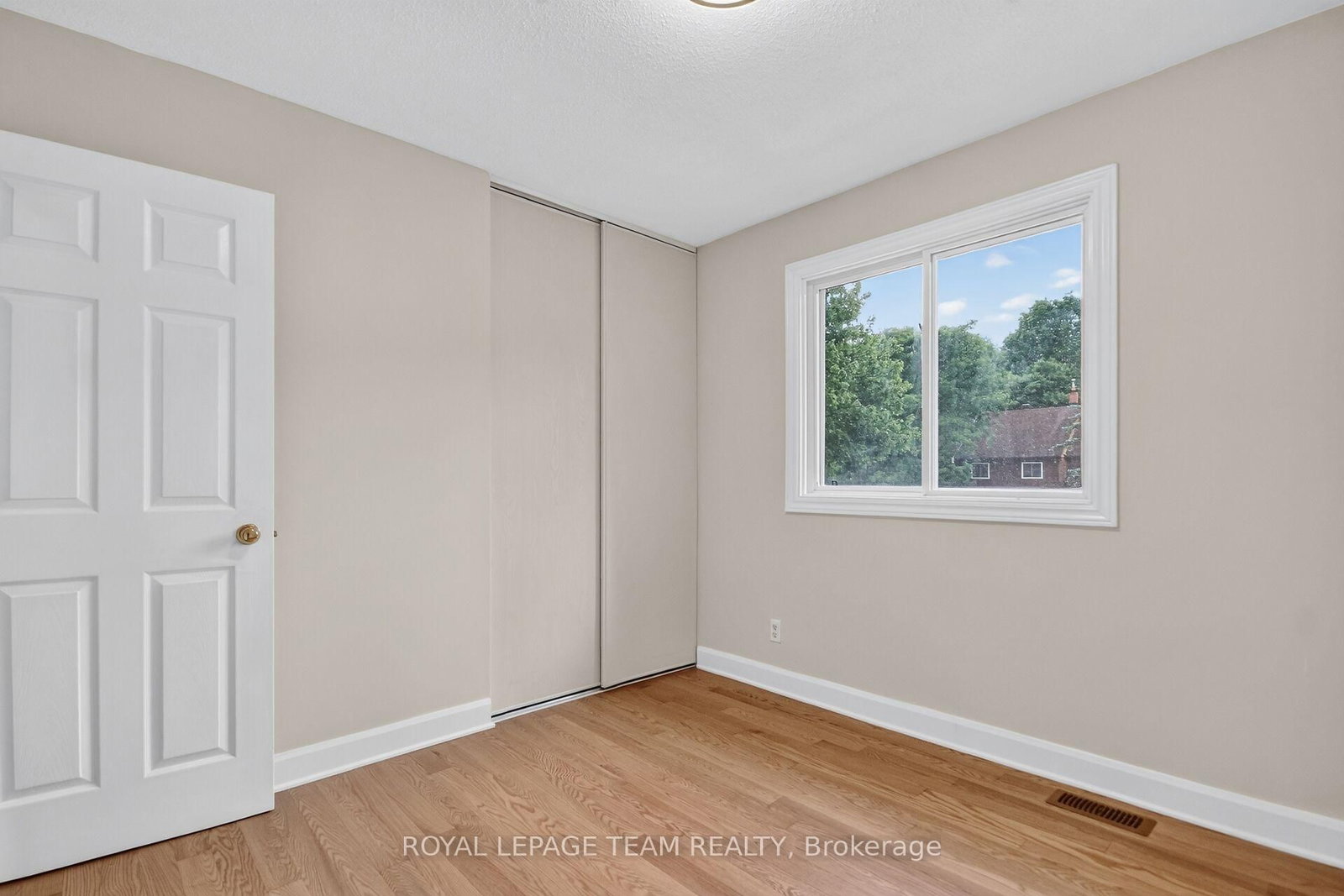 85 Glen Park Drive • Ottawa, ON photo 30