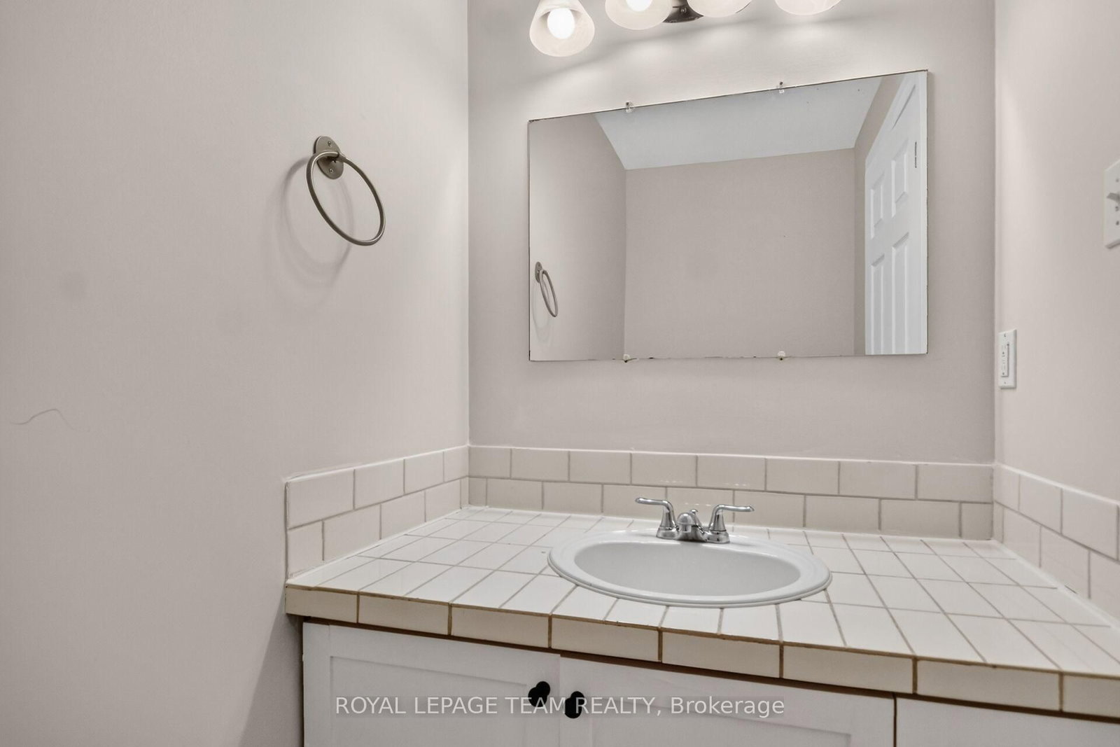 85 Glen Park Drive • Ottawa, ON photo 45