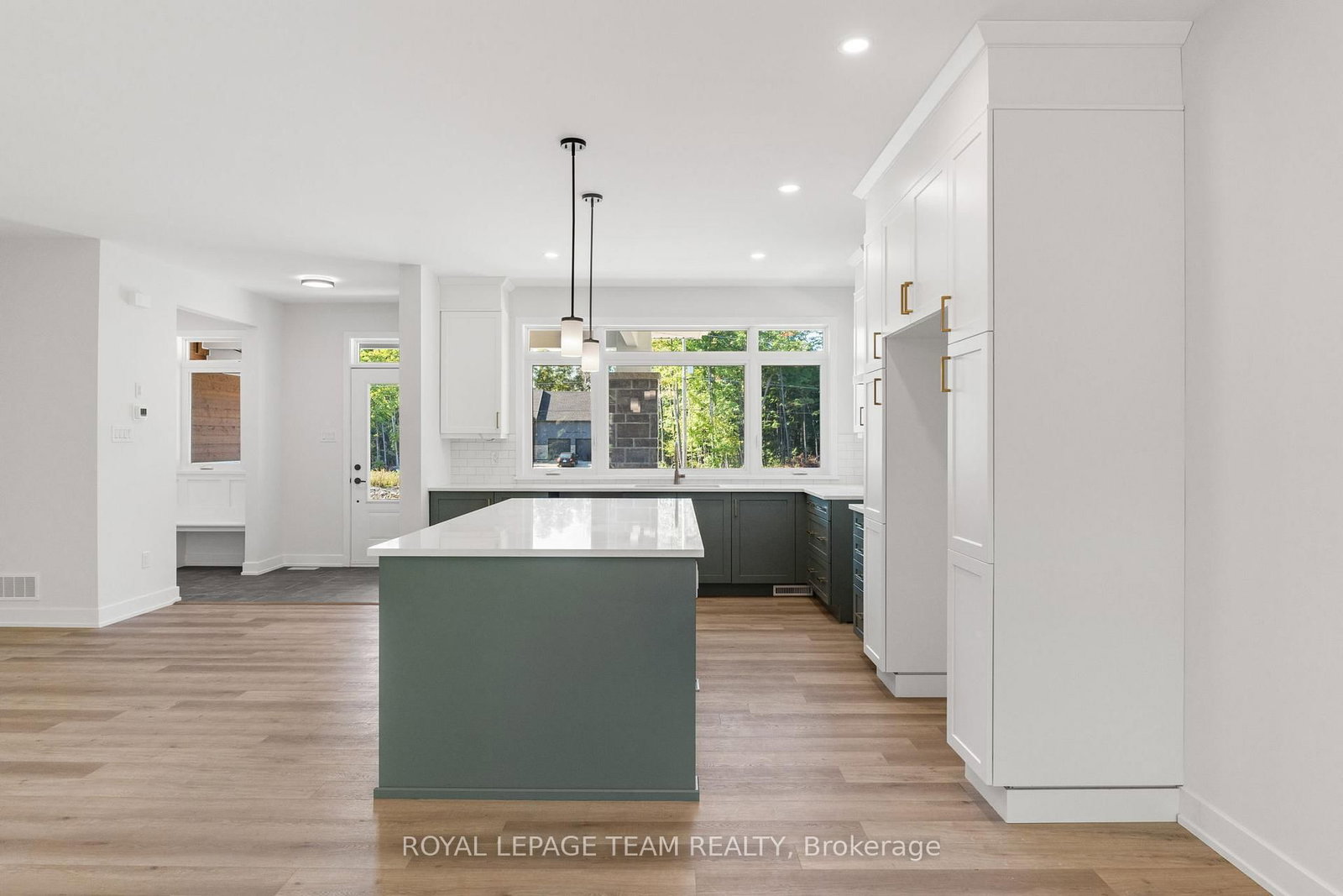 101 Alcock Drive • Ashton, ON photo 5