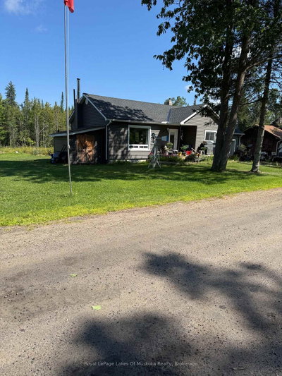 1014 Ben Lake Road East Road • Gravenhurst, ON photo 2