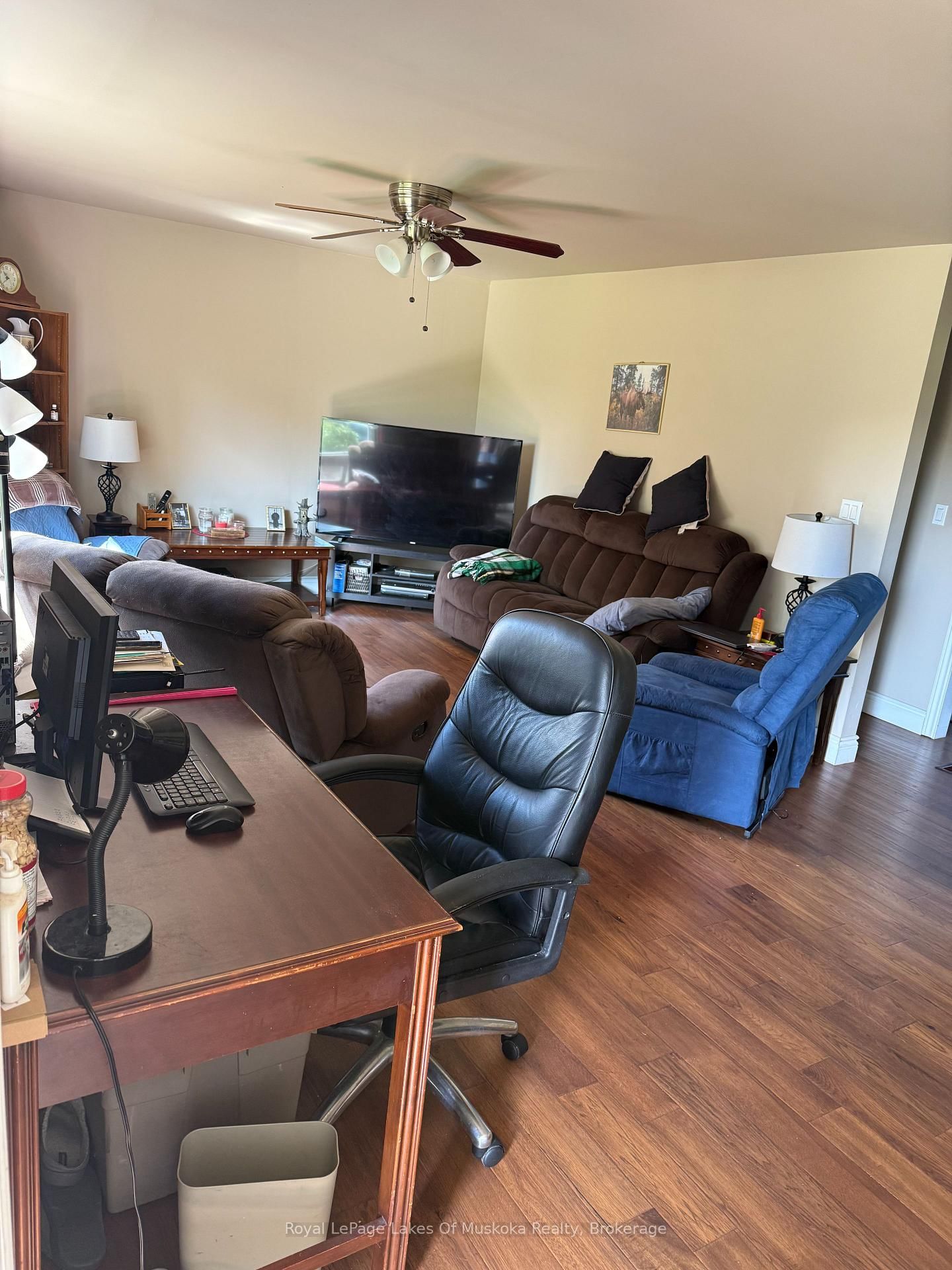 1014 Ben Lake Road East Road • Gravenhurst, ON photo 5