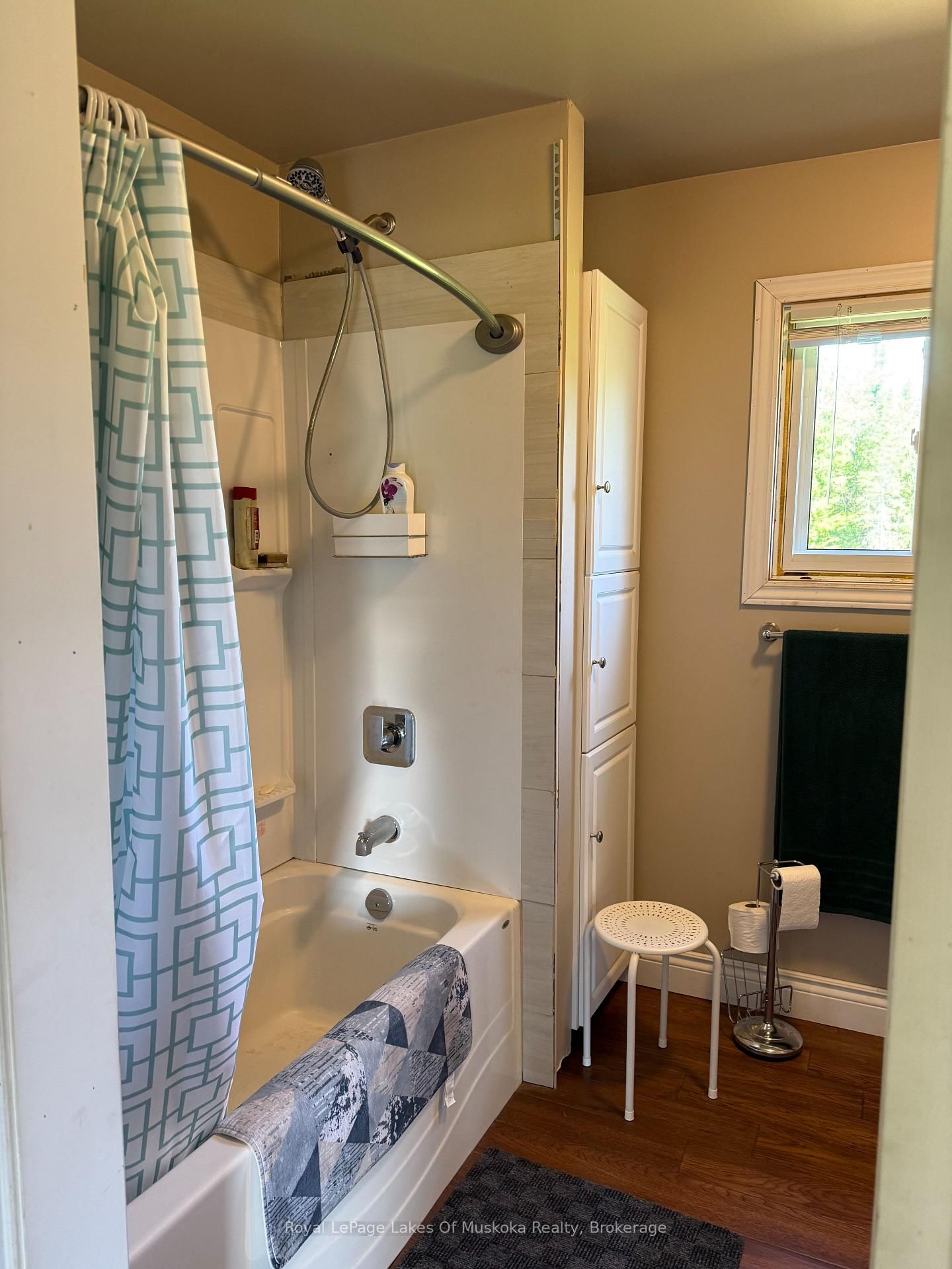 1014 Ben Lake Road East Road • Gravenhurst, ON photo 9
