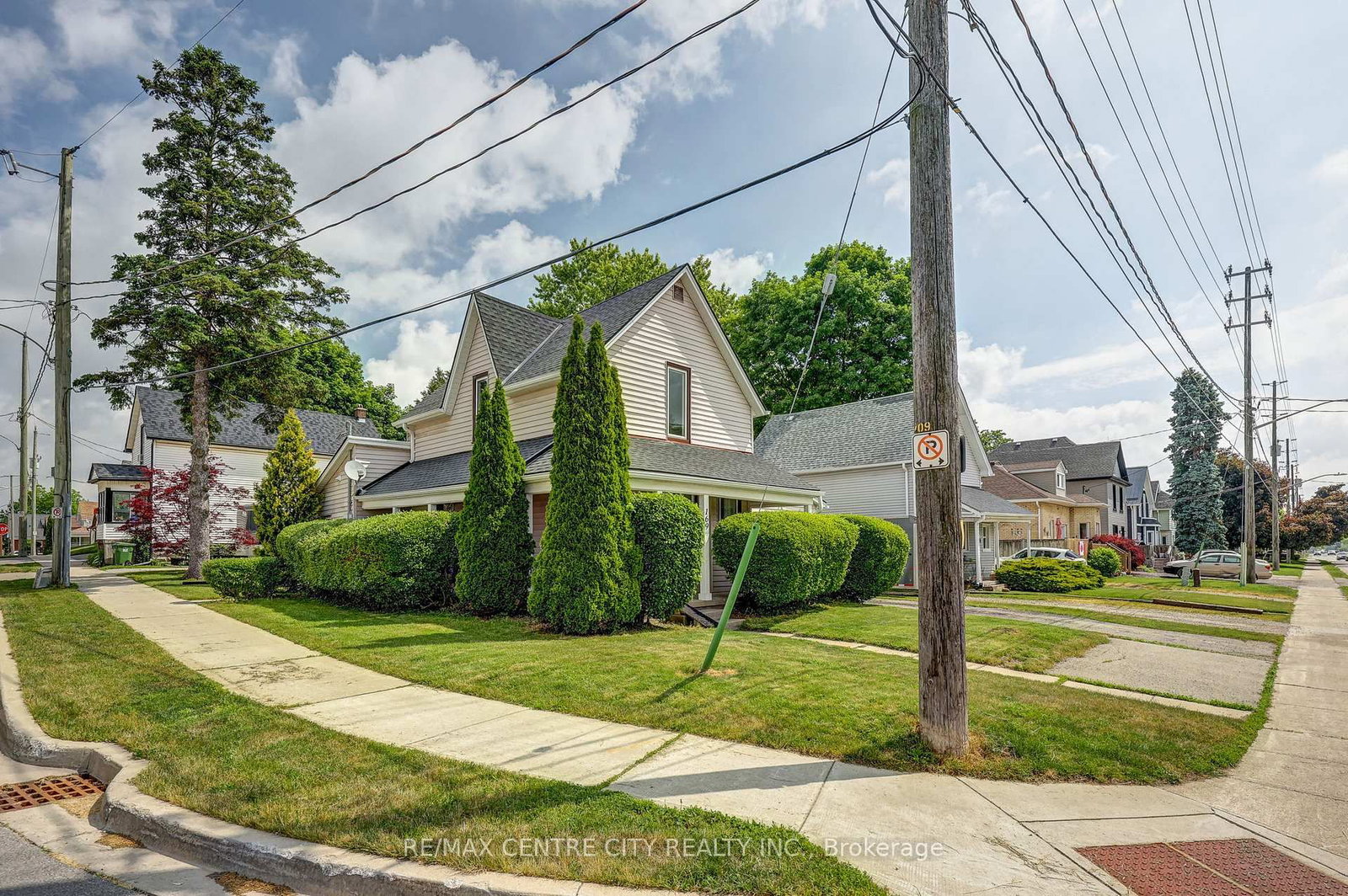169 Wellington Street • St. Thomas, ON photo 4