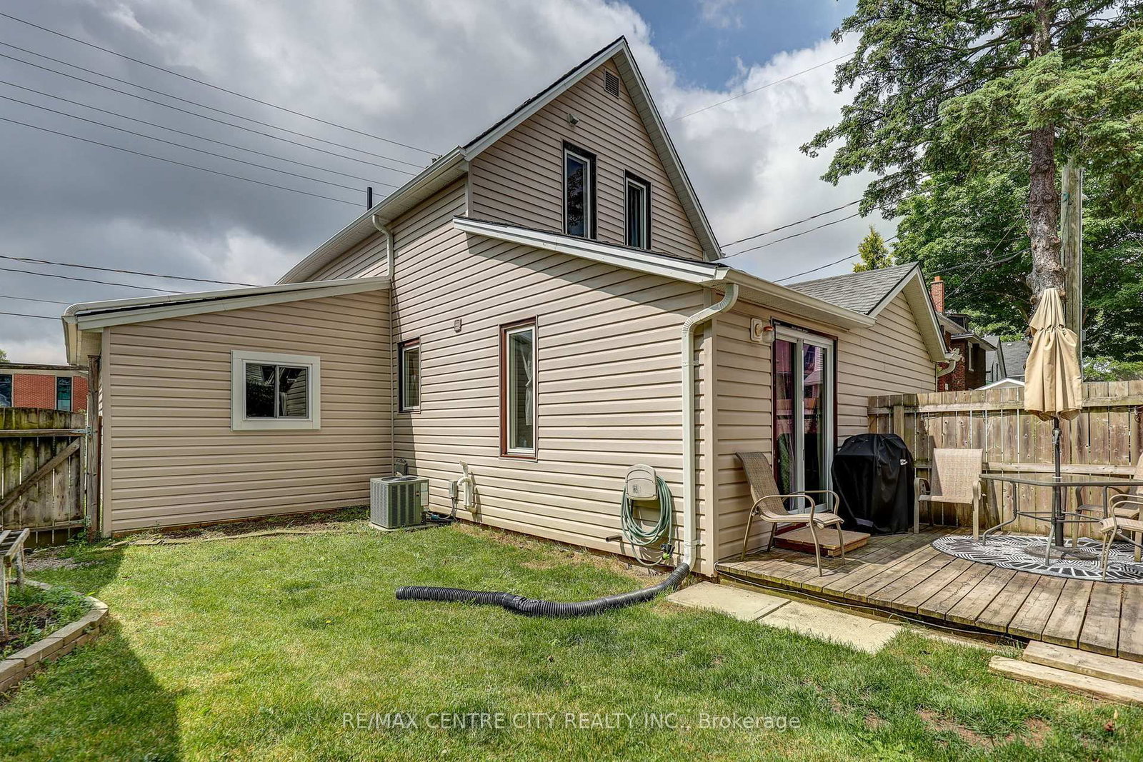 169 Wellington Street • St. Thomas, ON photo 40