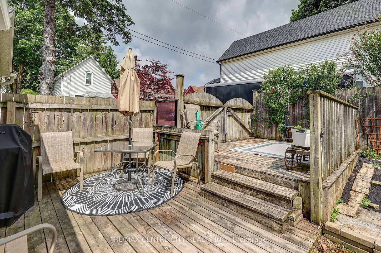 169 Wellington Street • St. Thomas, ON photo 43