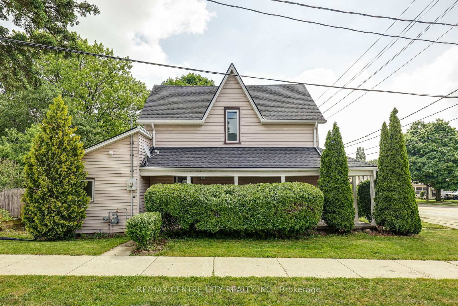 169 Wellington Street • St. Thomas, ON photo 6
