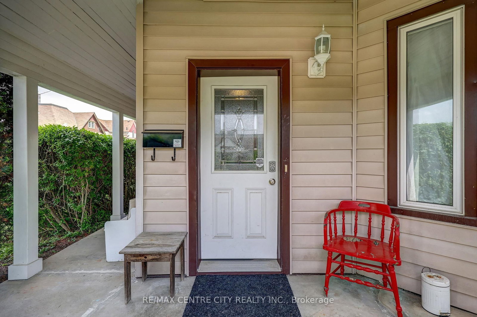 169 Wellington Street • St. Thomas, ON photo 9