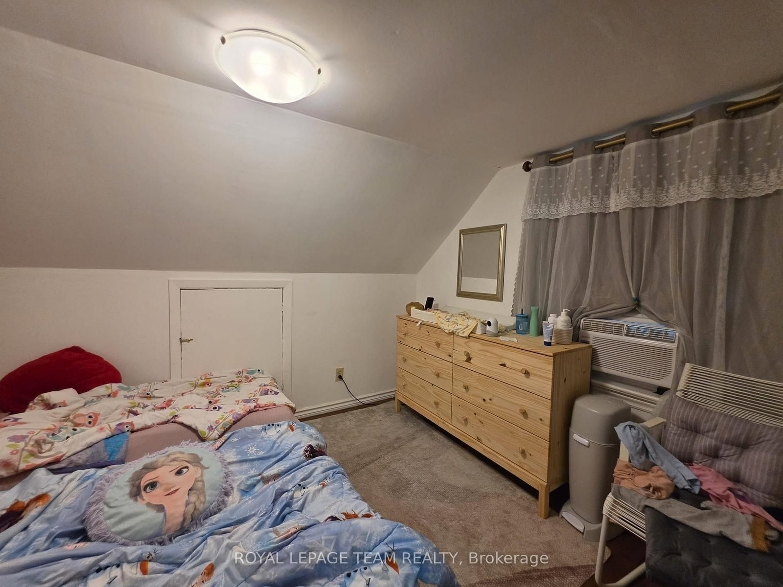 1247 Summerville Avenue • Ottawa, ON photo 18