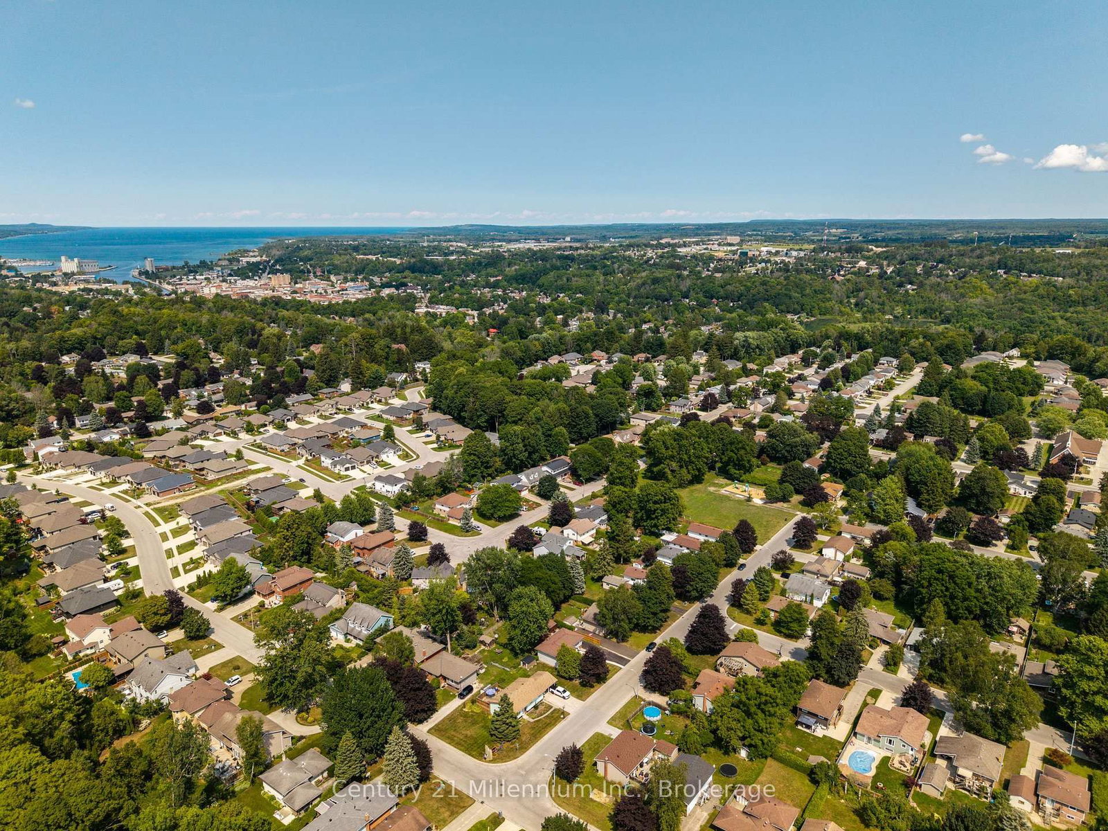 580 2nd A Street W • Owen Sound, ON photo 15