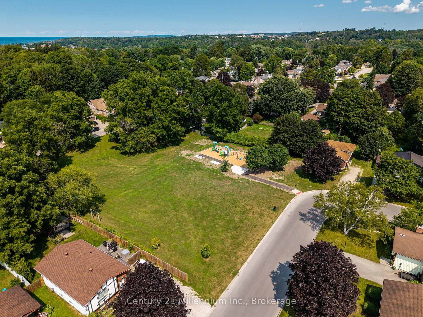 580 2nd A Street W • Owen Sound, ON photo 17