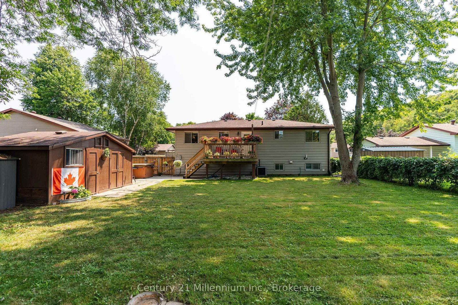 580 2nd A Street W • Owen Sound, ON photo 8