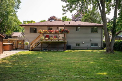 580 2nd A Street W • Owen Sound, ON photo 9
