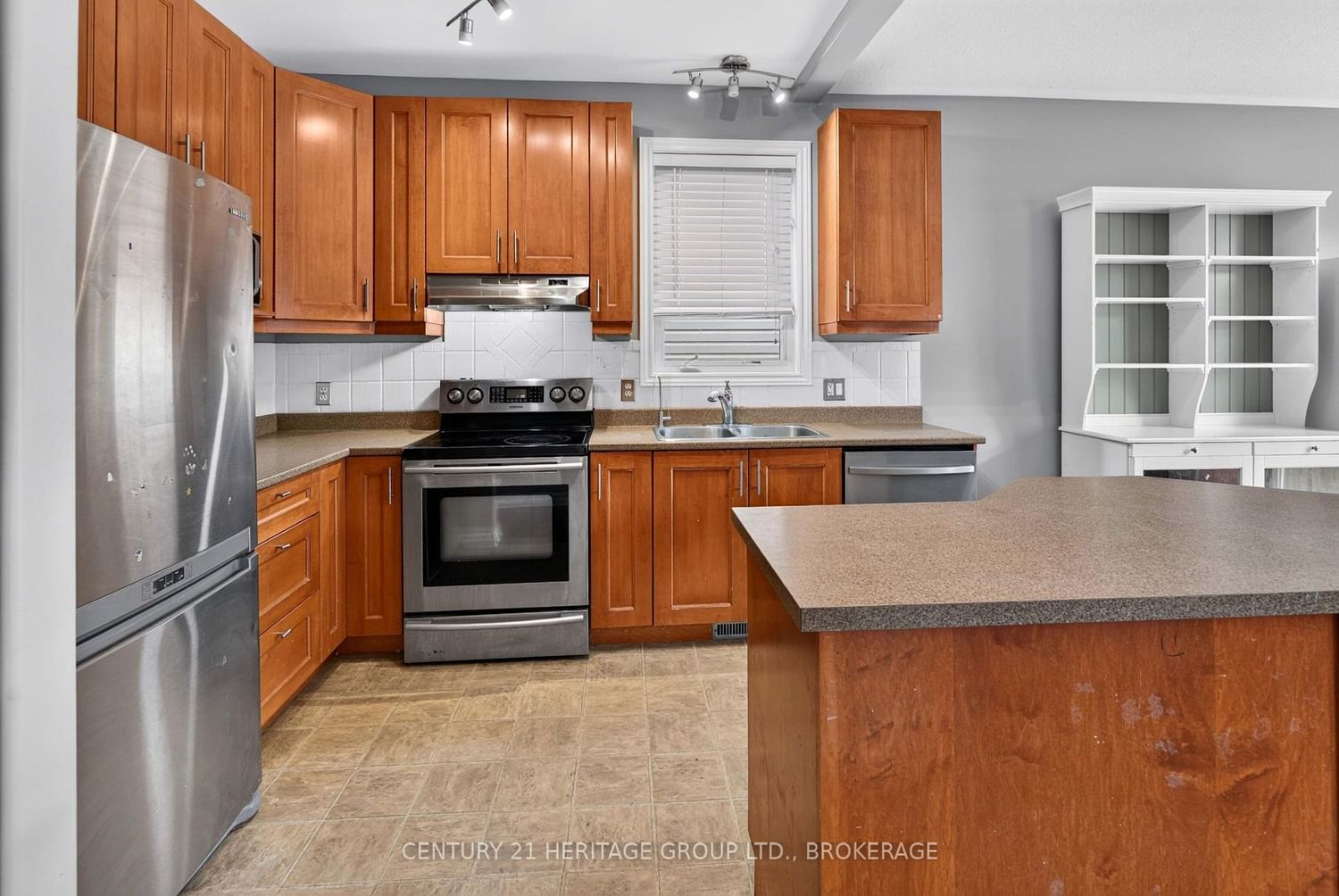 855 Lotus Avenue • Kingston, ON photo 20