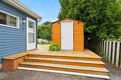 255 Robinson Street N • Grimsby, ON photo 3