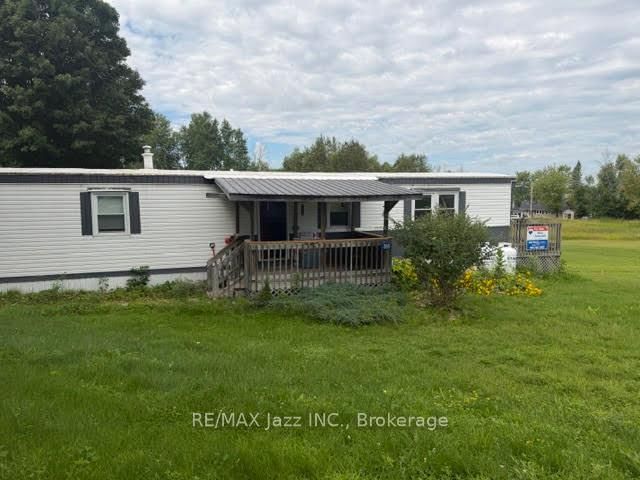 266 Hillview Road • Perth, ON photo 2