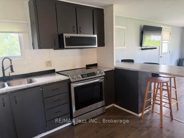266 Hillview Road • Perth, ON photo 5