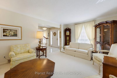 106 Thorndale Place • Waterloo, ON photo 9