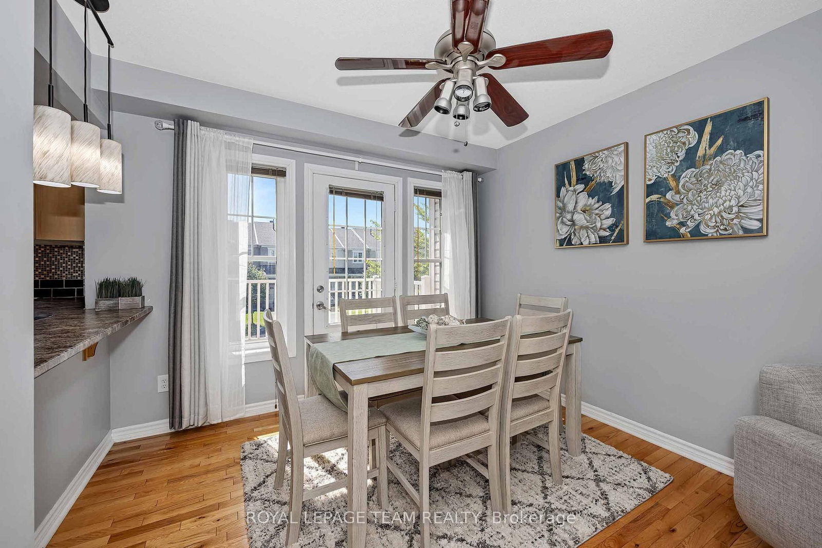 2555 Waterlilly Way • Ottawa, ON photo 12