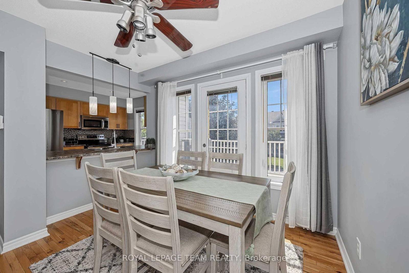 2555 Waterlilly Way • Ottawa, ON photo 13
