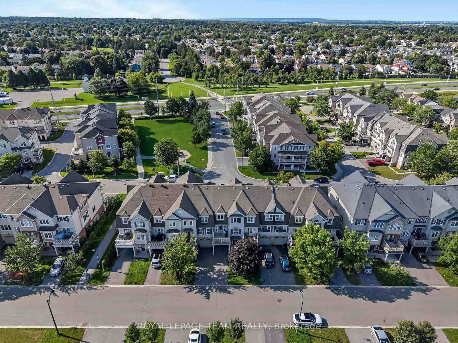 2555 Waterlilly Way • Ottawa, ON photo 31