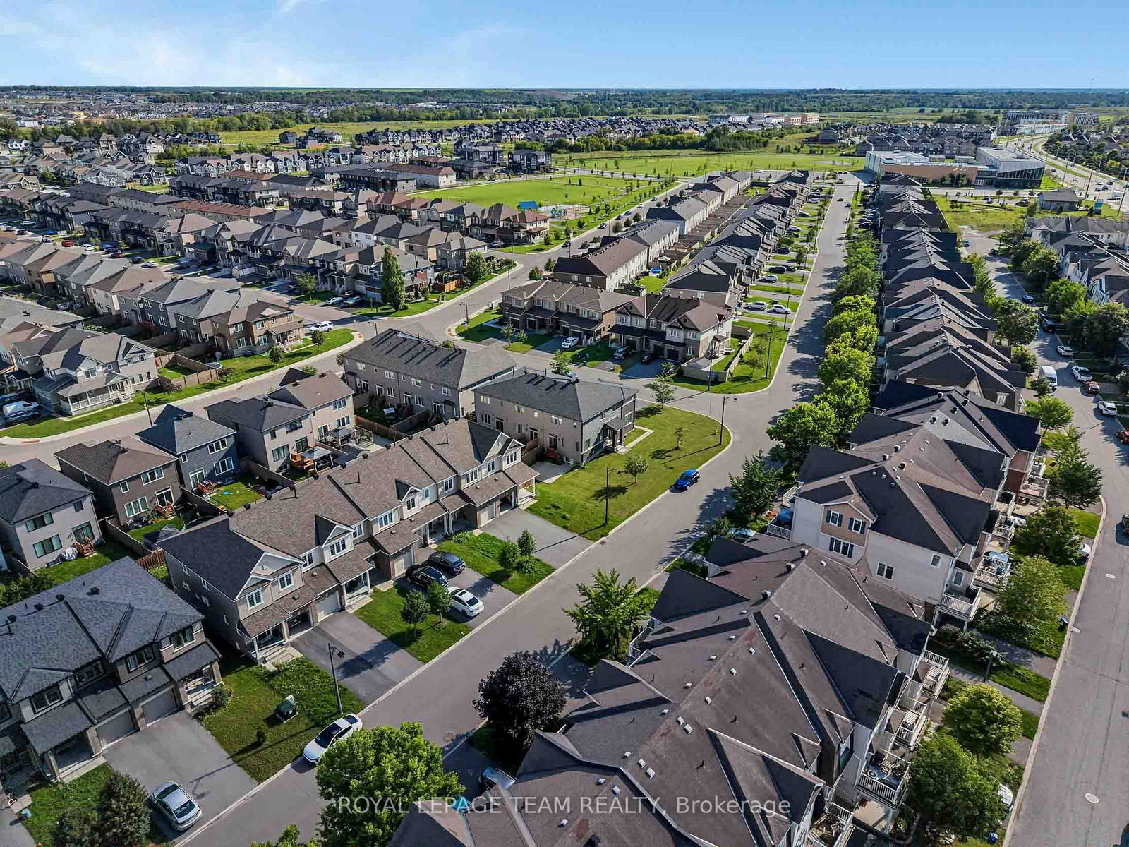 2555 Waterlilly Way • Ottawa, ON photo 35