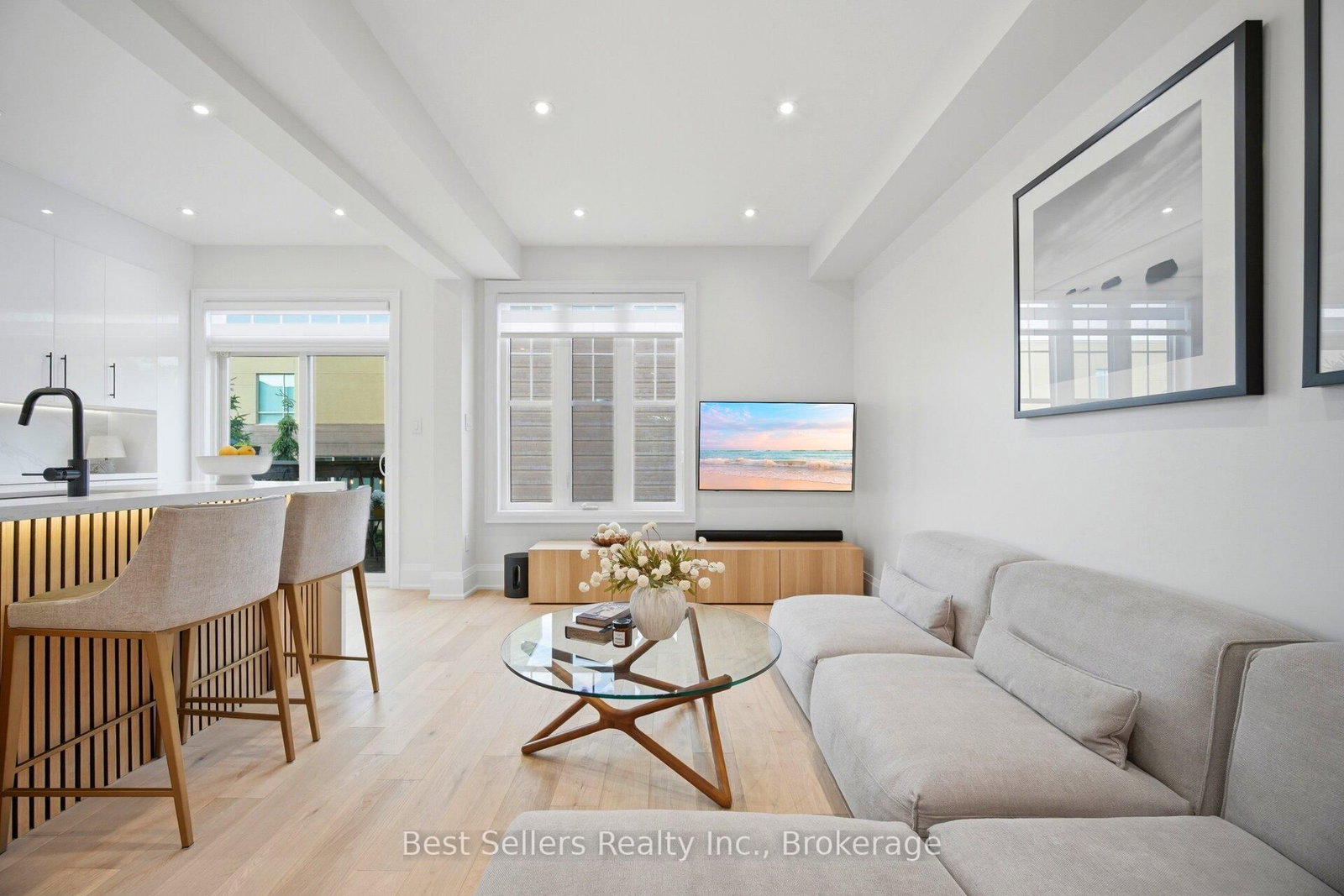 75 Cathedral Court • Hamilton, ON photo 5