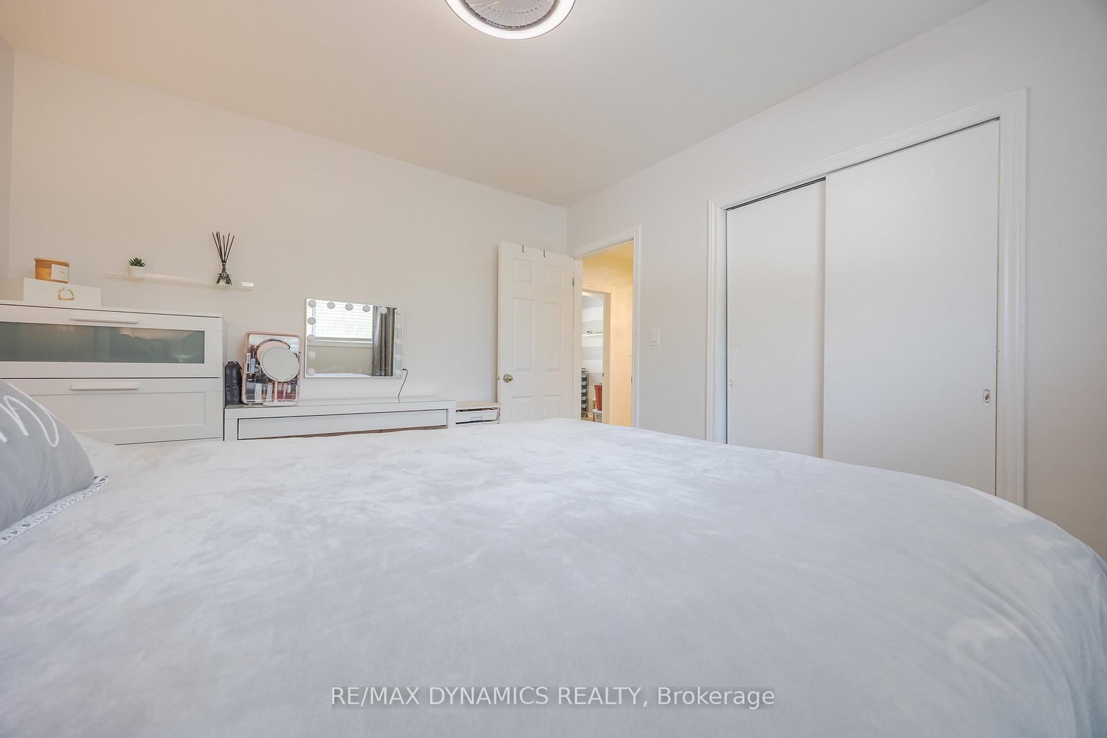 87 Rochelle Drive • St. Catharines, ON photo 20