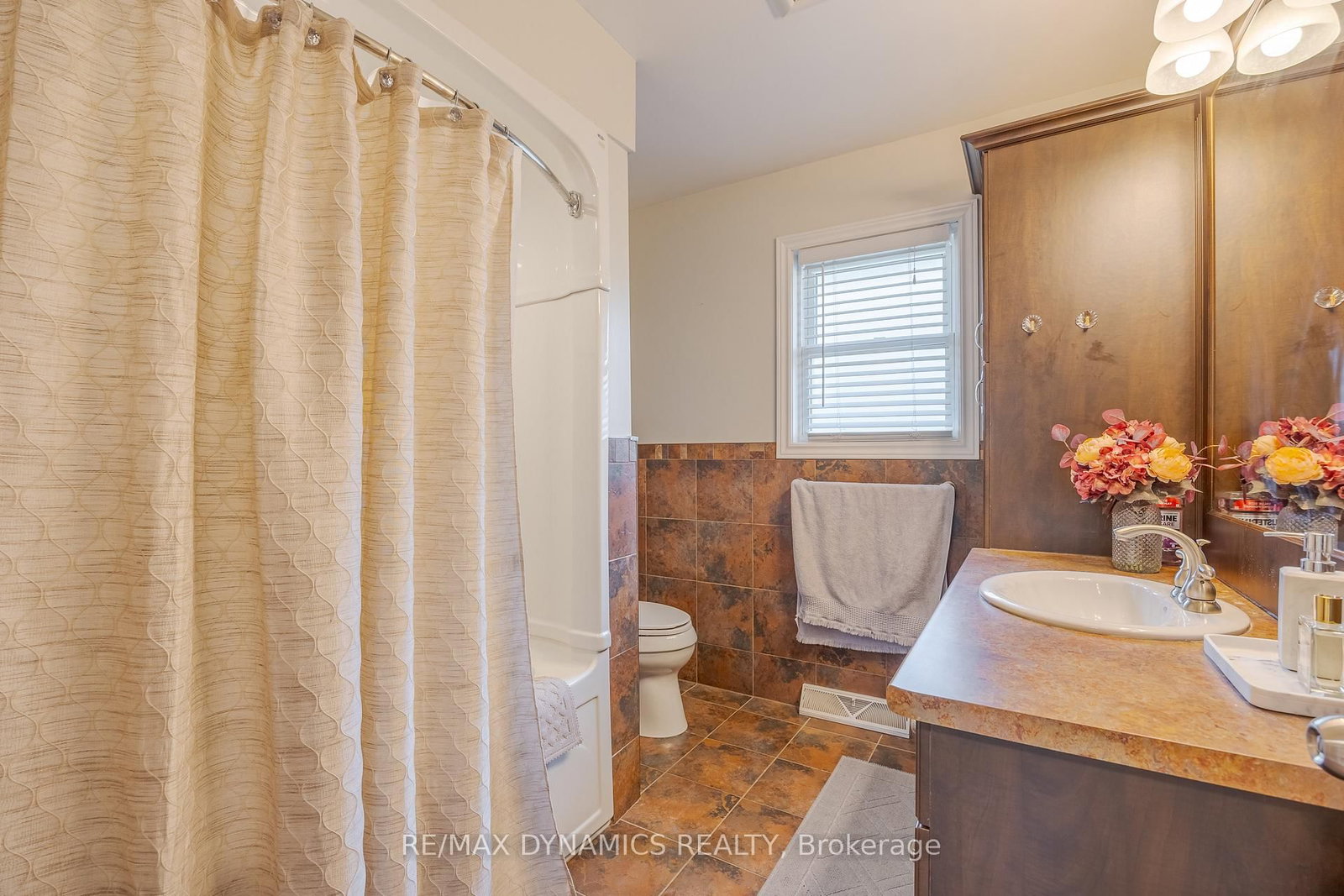87 Rochelle Drive • St. Catharines, ON photo 21