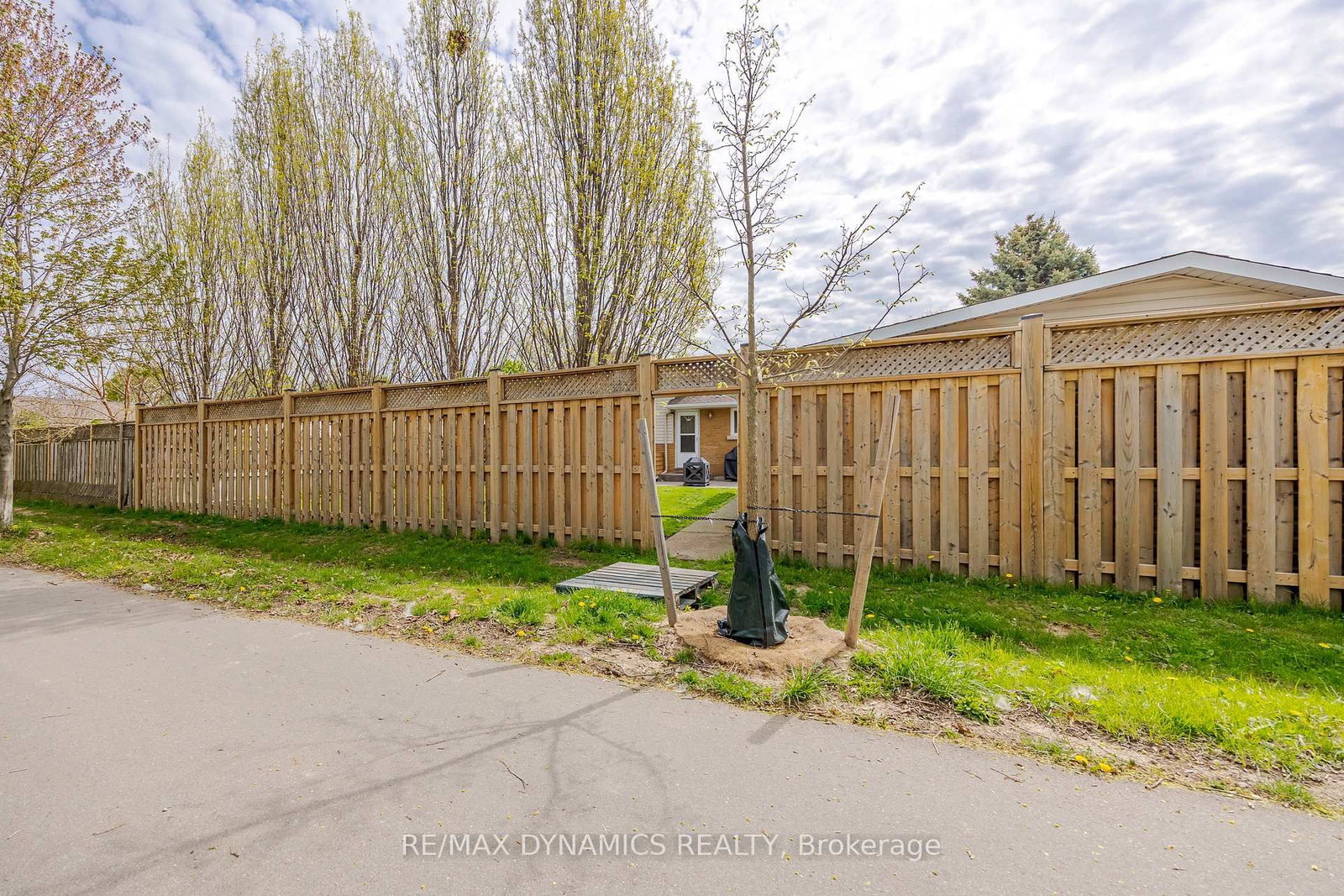 87 Rochelle Drive • St. Catharines, ON photo 32