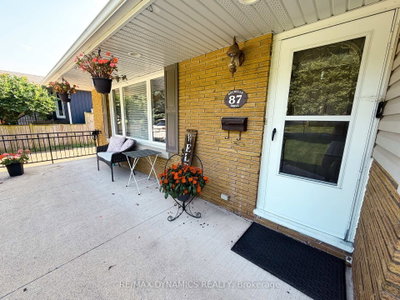 87 Rochelle Drive • St. Catharines, ON photo 5