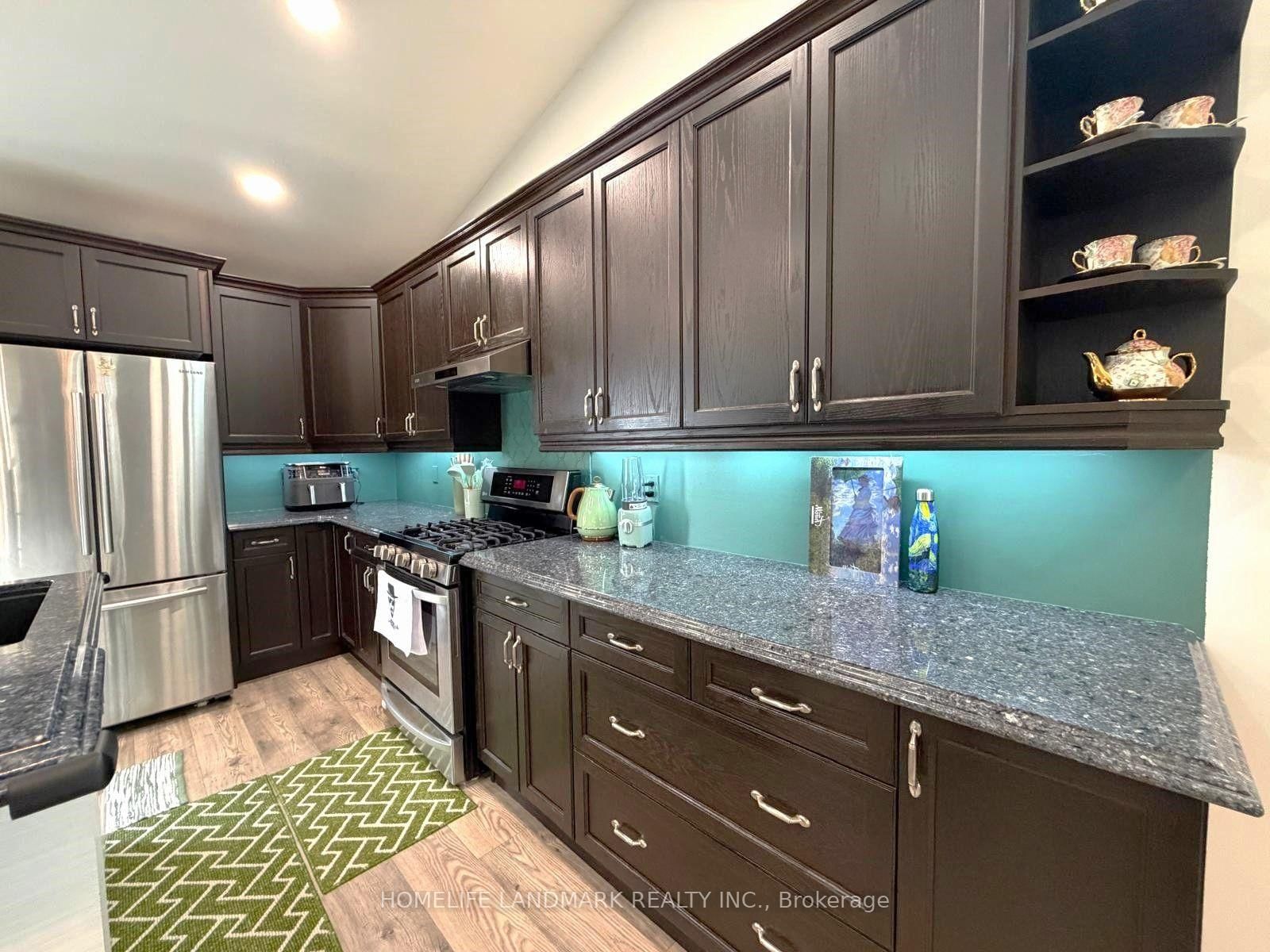 23 Water Street • Thorold, ON photo 13