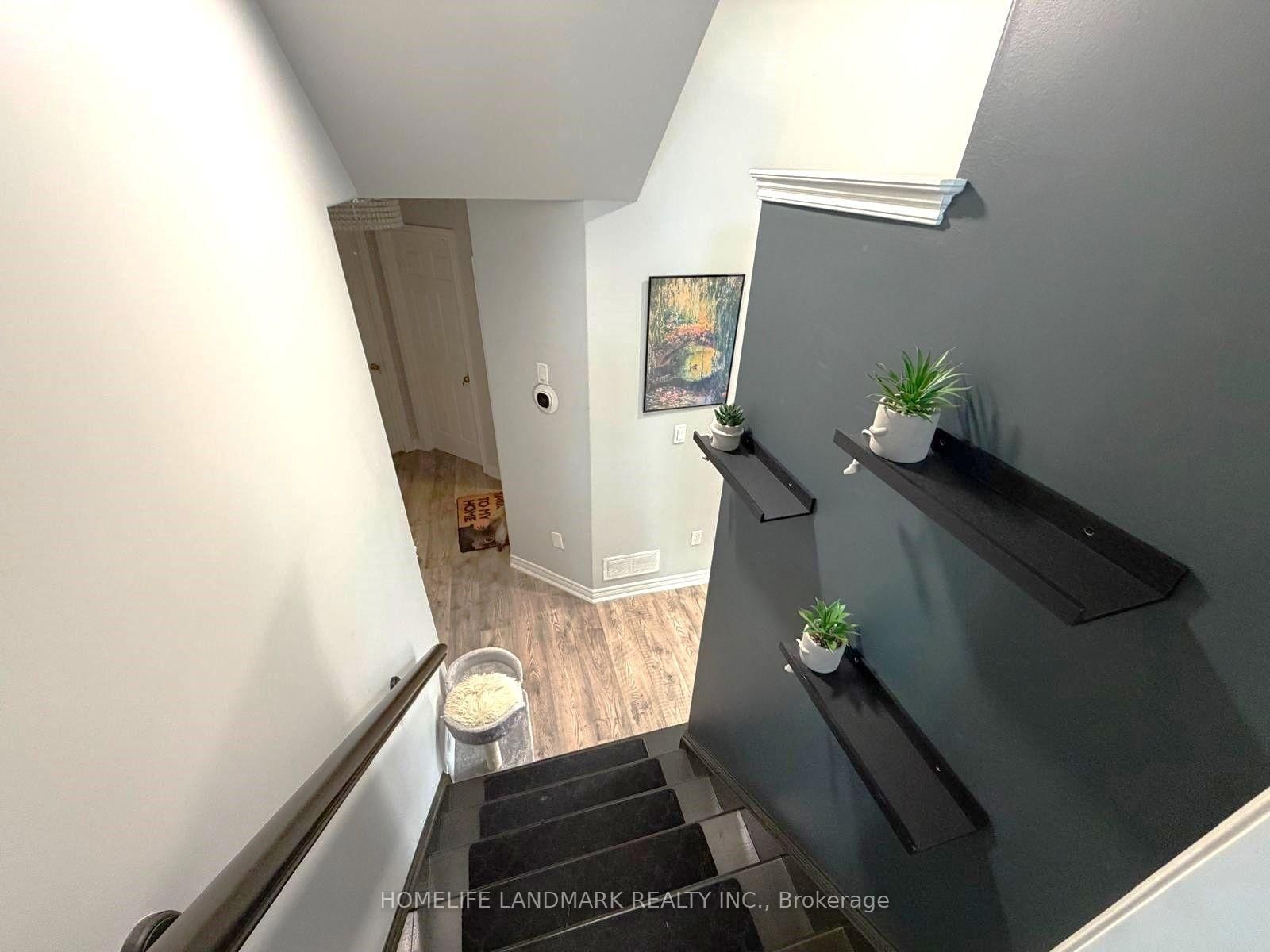 23 Water Street • Thorold, ON photo 32