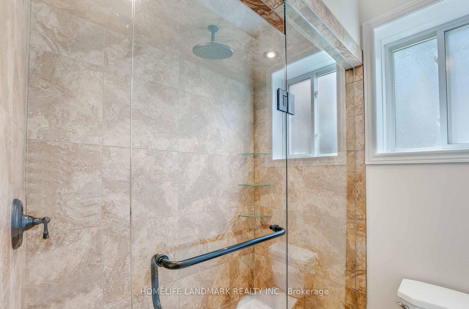 23 Water Street • Thorold, ON photo 41