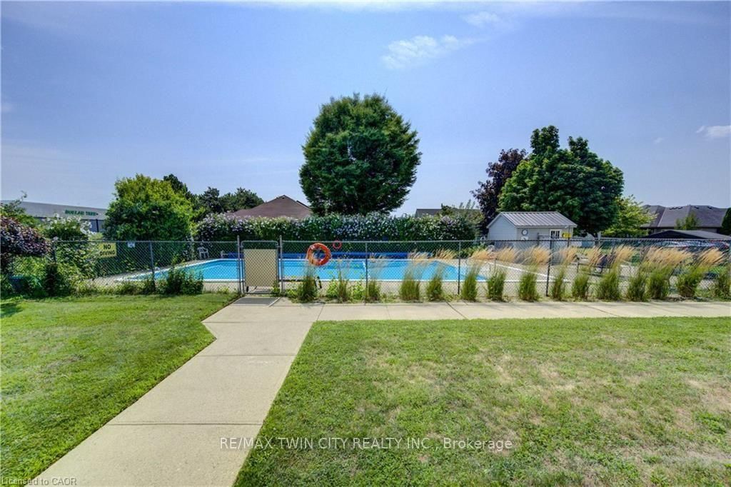 24 MIDLAND Drive • #403 • Kitchener, ON photo 22