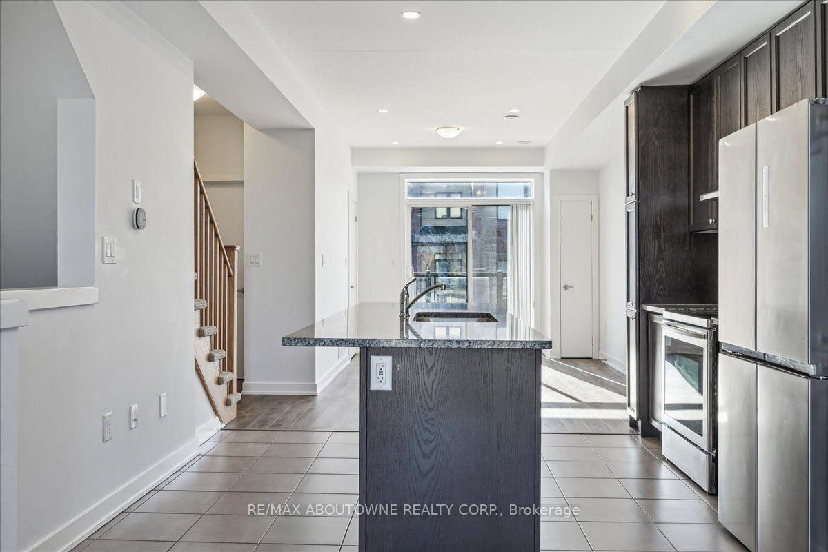 590 North Service Road • #31 • Hamilton, ON photo 14